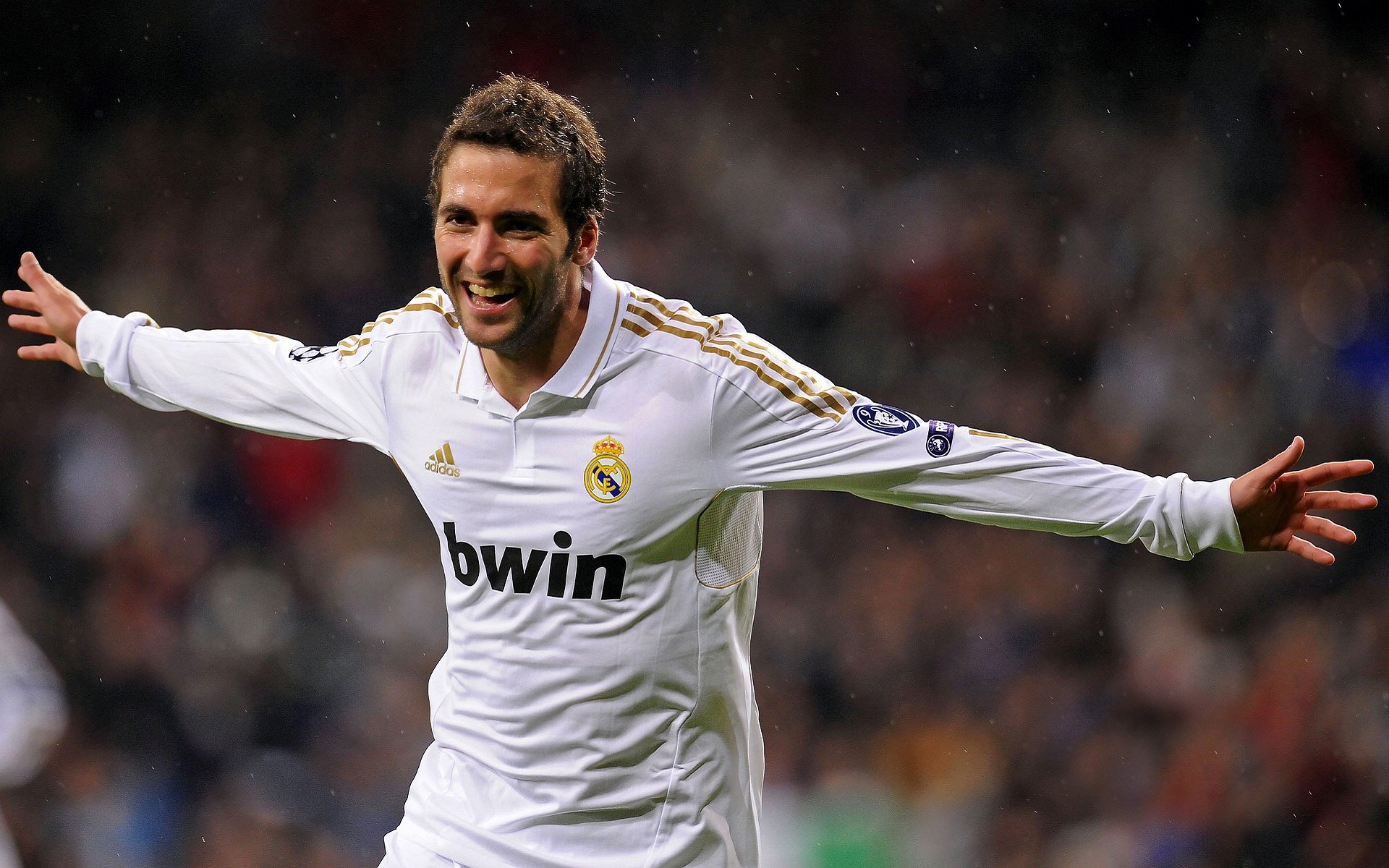 开云LOL-英超激战不断：悬念、精彩、惊喜交织！，英超英超